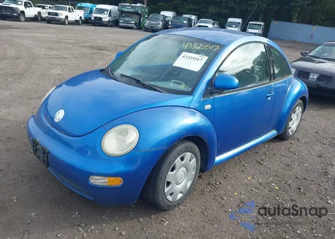 2000 Volkswagen New Beetle Gl from USA, damaged, VIN 3VWBC21CXYM407382